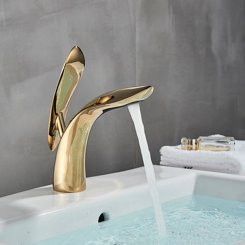 Luxury Modern Single-Handle Bathroom Faucet